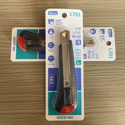 comprar Cuchillo de utilidad de 18 mm con mango negro y cola roja Fabricación en línea