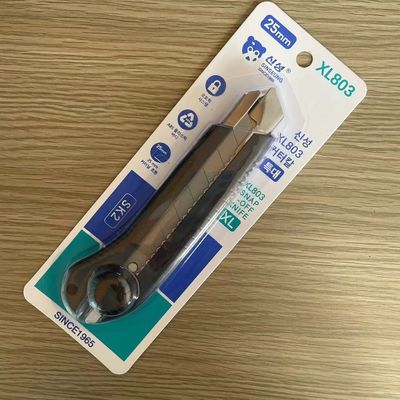 comprar Cuchillo de utilidad con hoja de acero al carbono de manija de plástico ABS SK2 Fabricación en línea