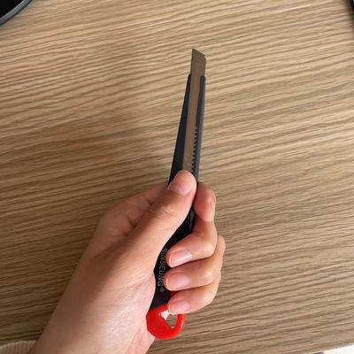comprar Cuchillos de utilidad retráctiles con hojas de acero SK2 para películas de automóviles y láminas de plástico Fabricación en línea
