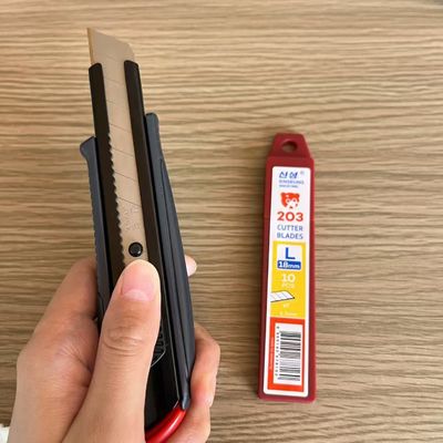 comprar 0.5 mm de espesor plata 18 mm cuchillas cortadoras para cortes industriales y consistentes Fabricación en línea
