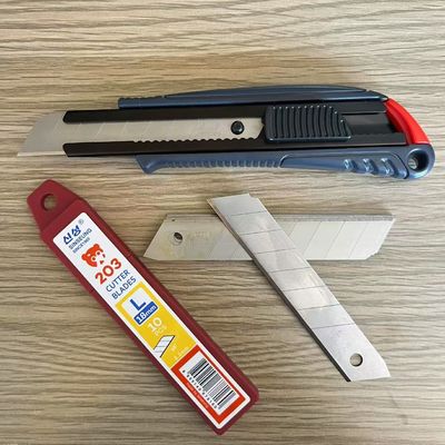 comprar Cuchillos de corte de 18 mm con hoja de plata para aplicaciones industriales Fabricación en línea