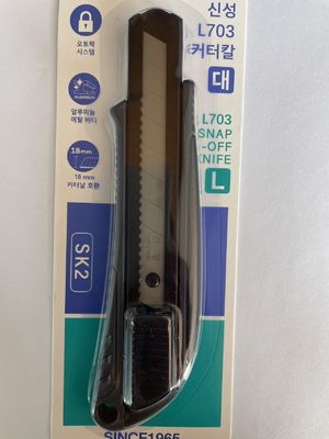 Cúter retráctil para paneles de yeso de 18 mm, longitud de hoja de 100 mm, diseño ergonómico
