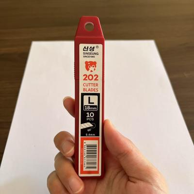 Eficiencia de precisión en una hoja de cuchillo de 18 mm 8 segmentos para resultados precisos