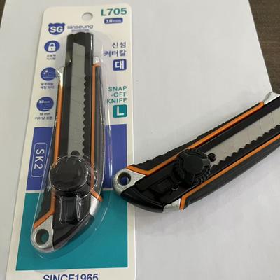 Cuchillo multipropósito de 18 mm para cuchillas estándar de 18 mm